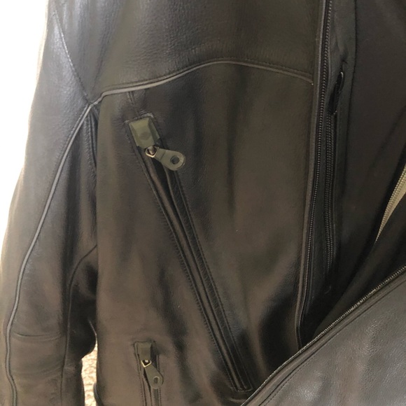 Harley-Davidson FXRG Leather Jacket - Picture 6 of 8